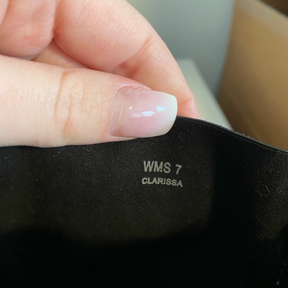 Brand New Report Heeled Black Booties - Picture 5 of 7